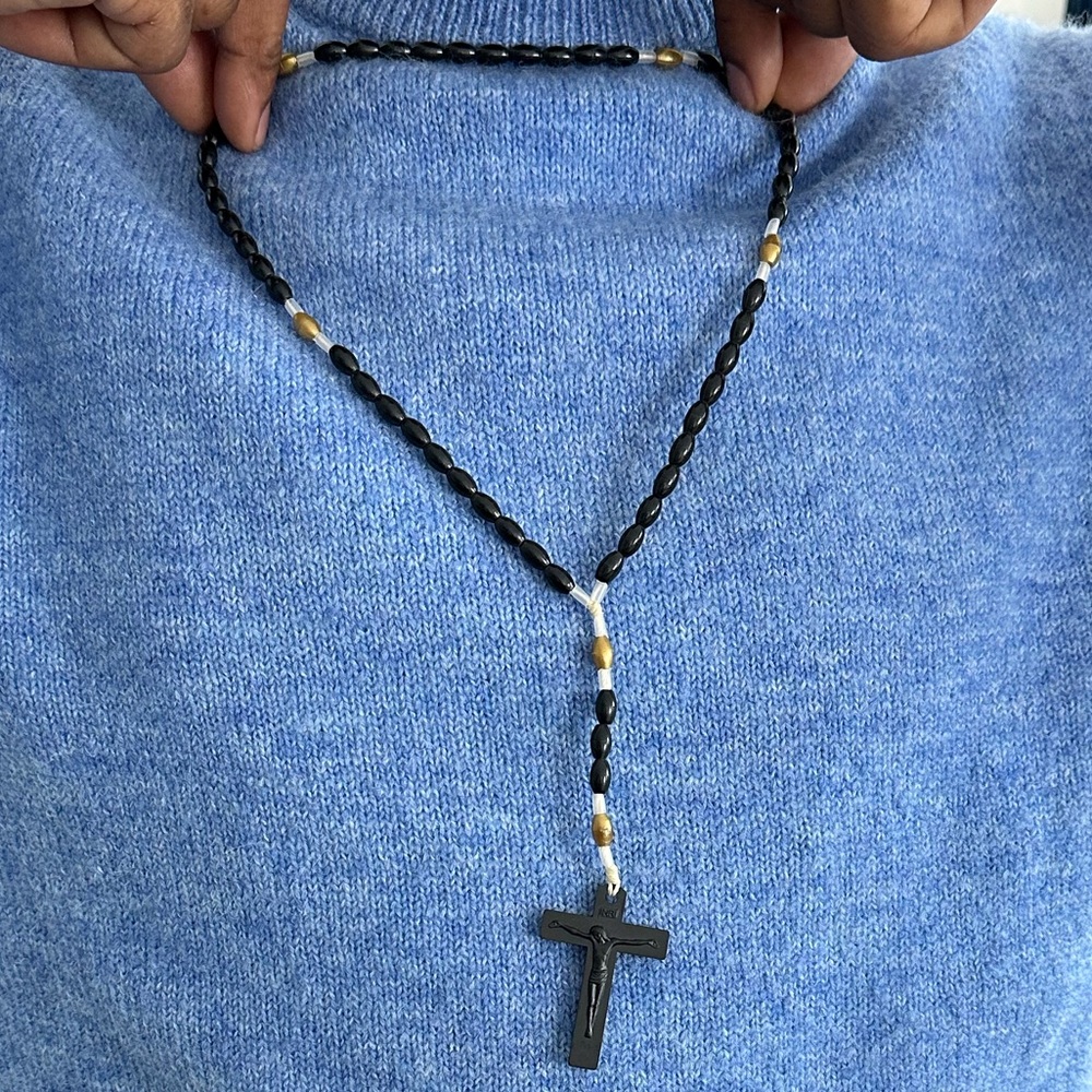 1pc Fashion Retro Beaded Style Cross